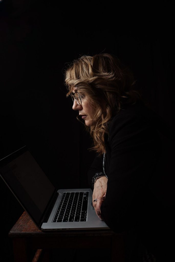 Remote Work Psychology: Staying Focused Without an Office Professional working remotely from a home office