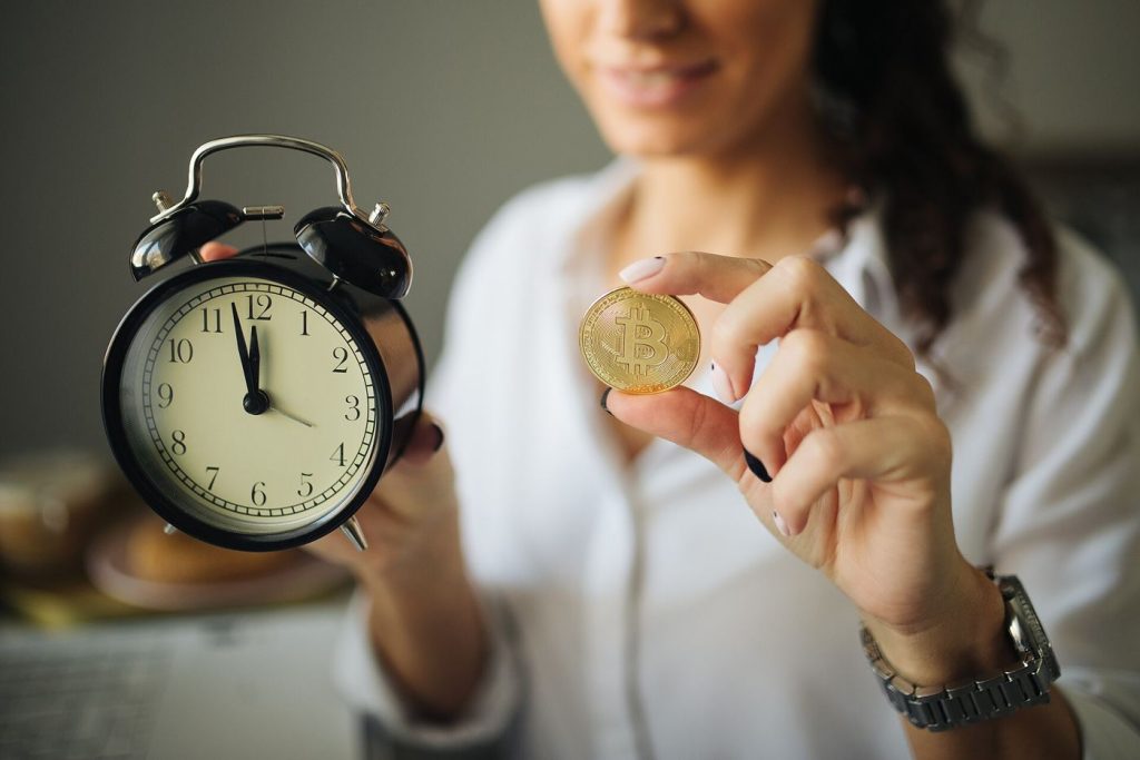 Corporate Bitcoin Treasuries Face a Fresh Governance Review bitcoin coin beside financial charts and currency